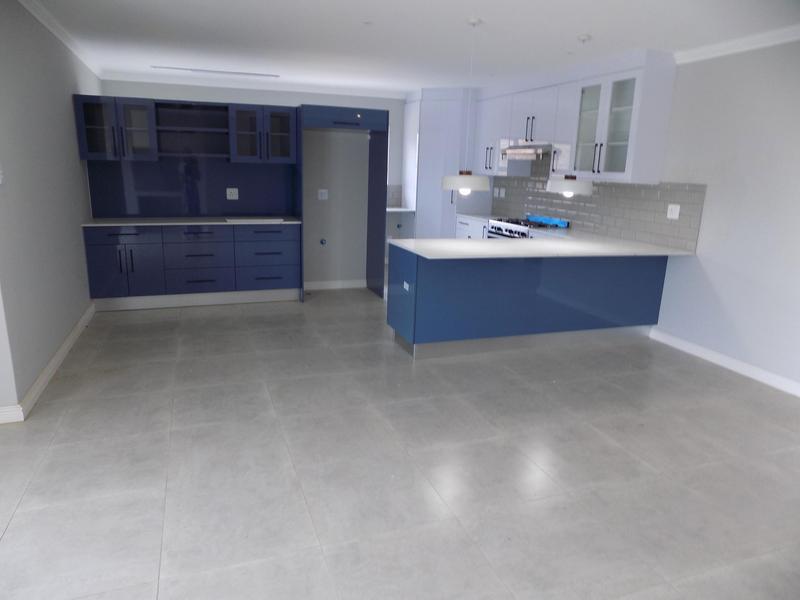 3 Bedroom Property for Sale in Fraaiuitsig Western Cape